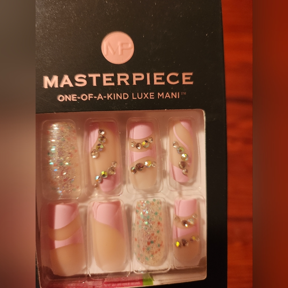 NIB press-on nails